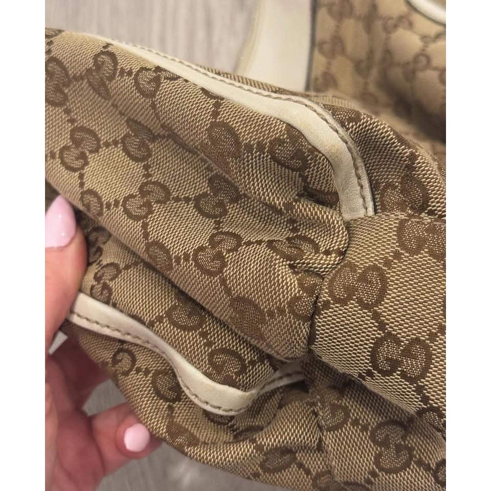 Gucci vintage hobo bag