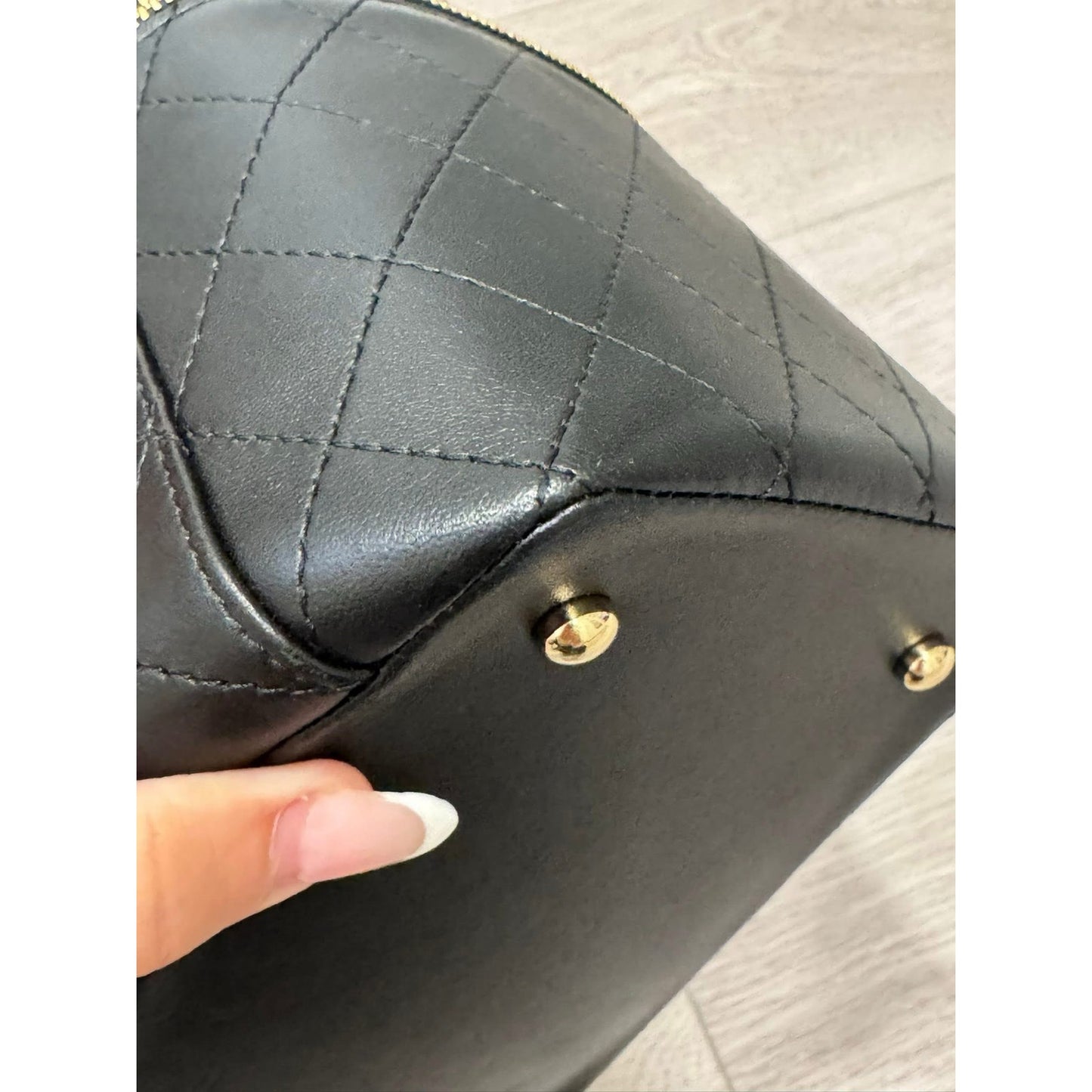 Chanel vintage lambskin vanity black with light gold hardware