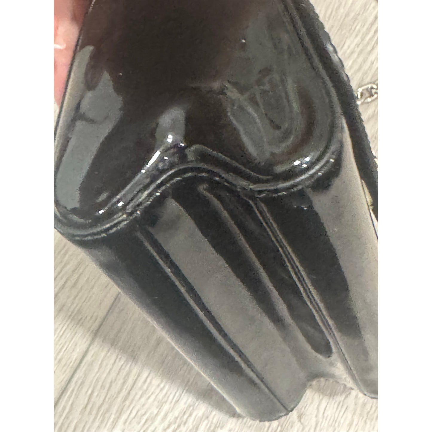 Lv twist black patent