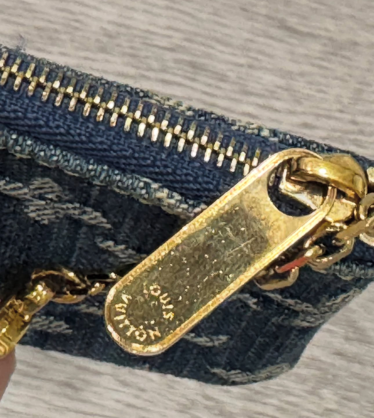 Lv denim key cles