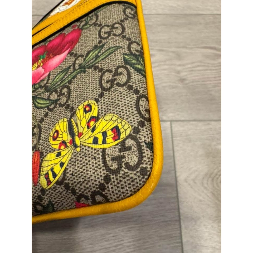 Gucci floral pouch