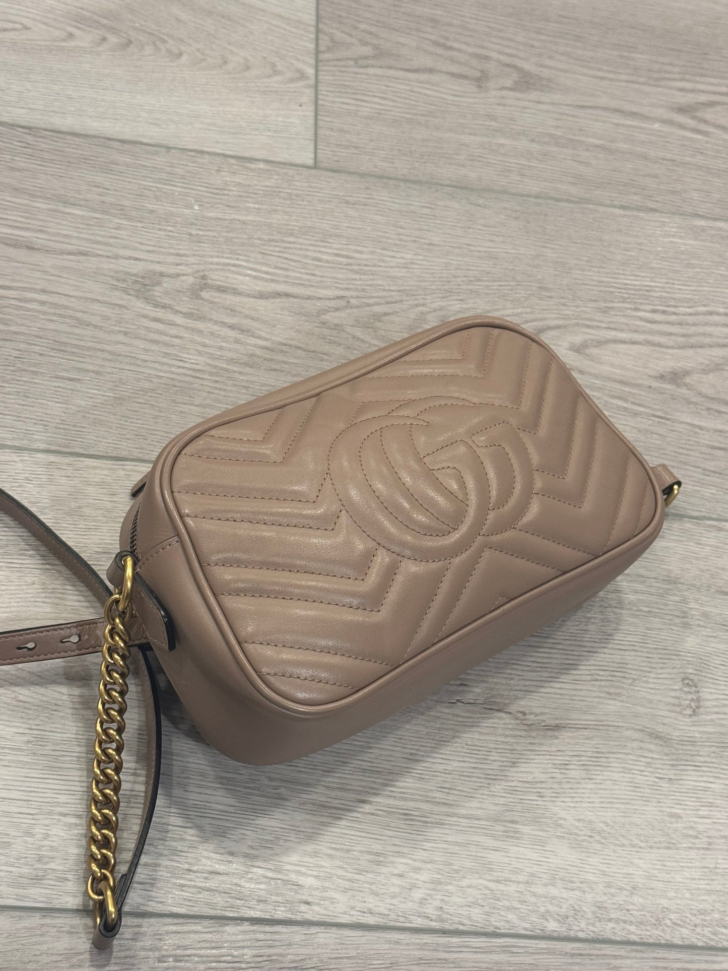 G marmont beige crossbody