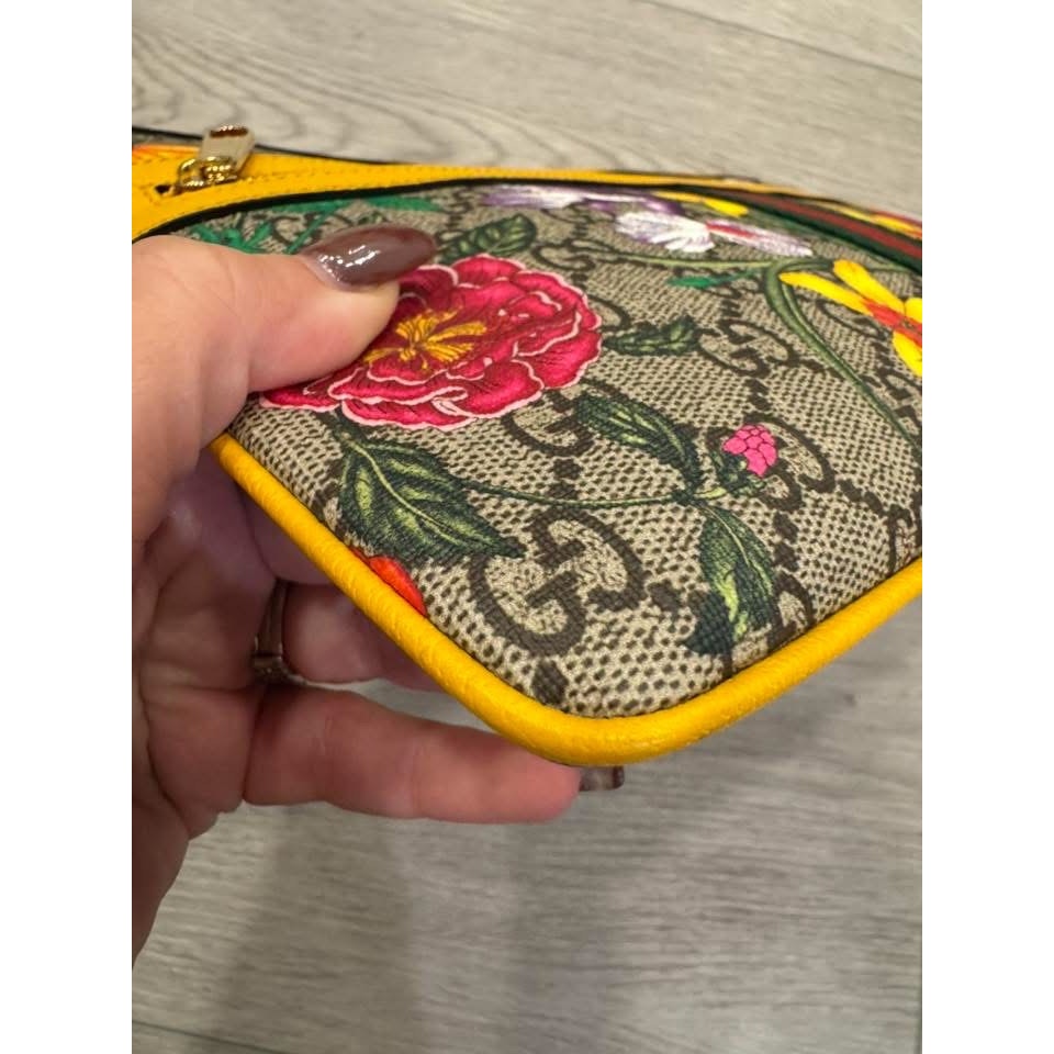 Gucci floral pouch