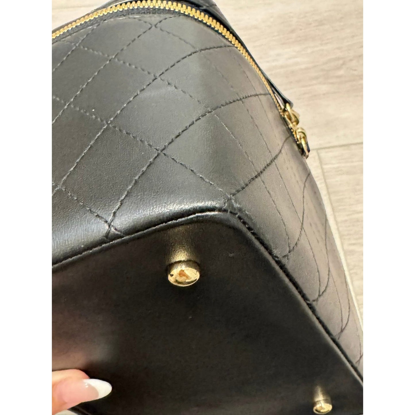 Chanel vintage lambskin vanity black with light gold hardware