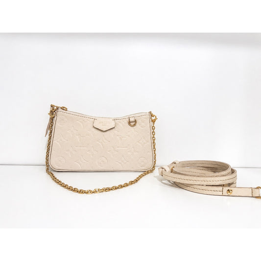 Lv easy pouch cream.