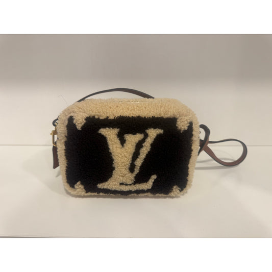 Lv teddy beach bag