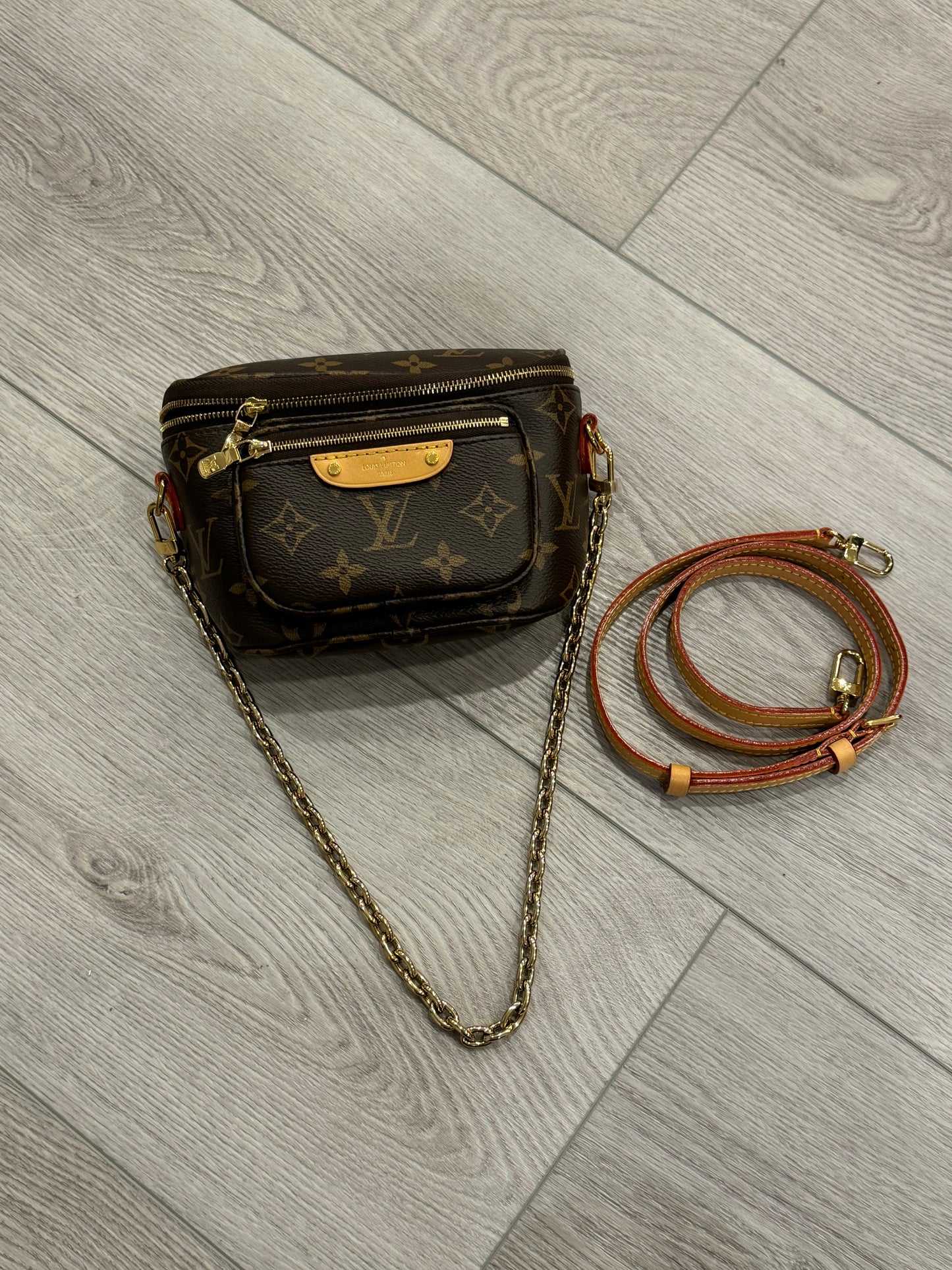 Mini bumbag monogram