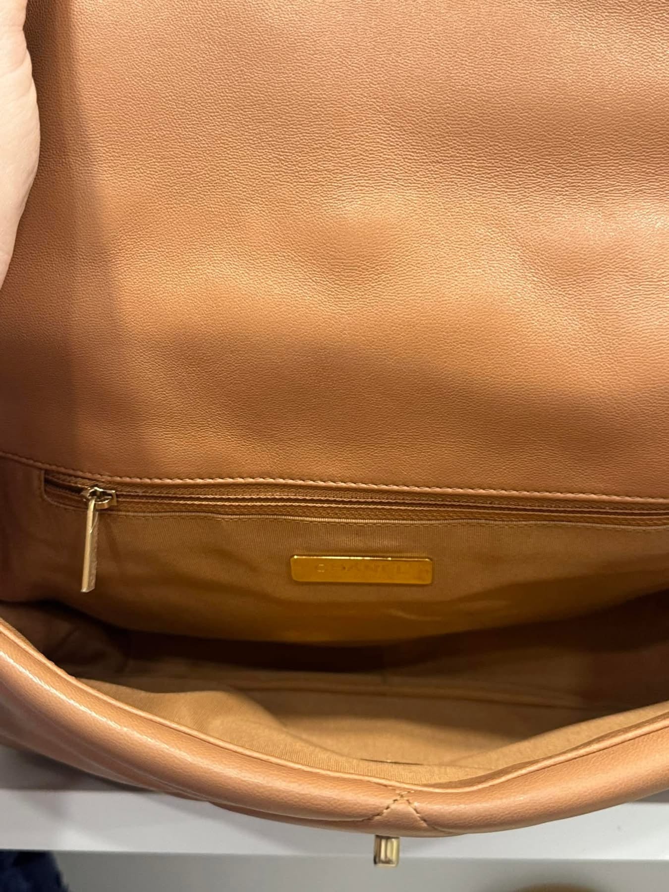 Cc 19 caramel large