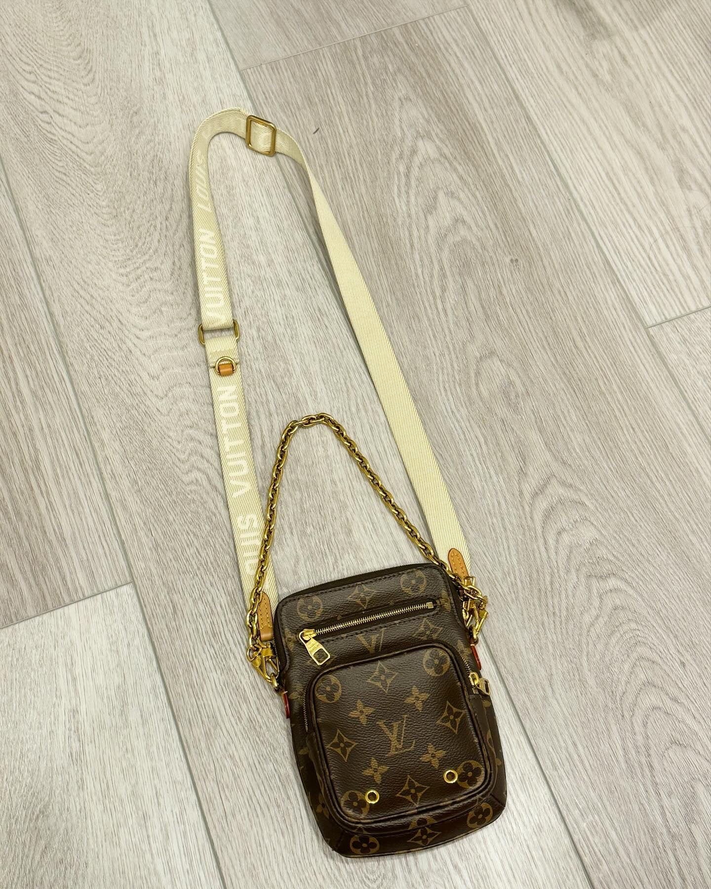 Louis Vuitton Utility Phone case