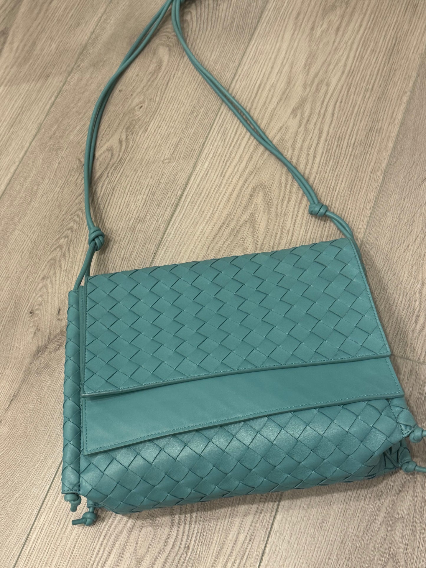 Bottega venetta knot strap shoulder bag