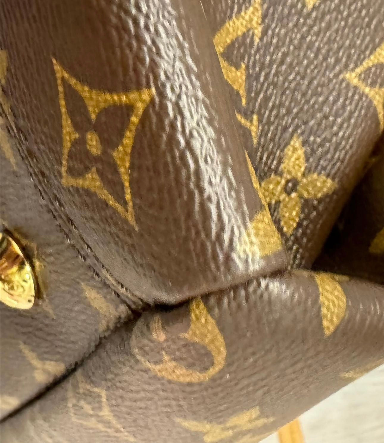 Louis Vuitton Pallas Momogram Red