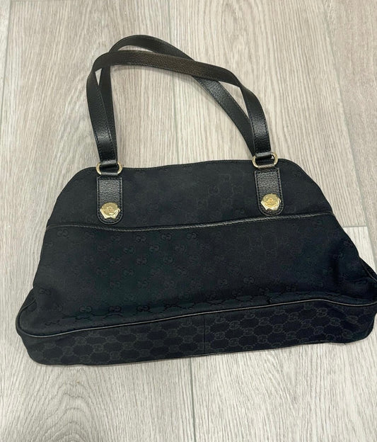 Gucci black charmy shoulder bag